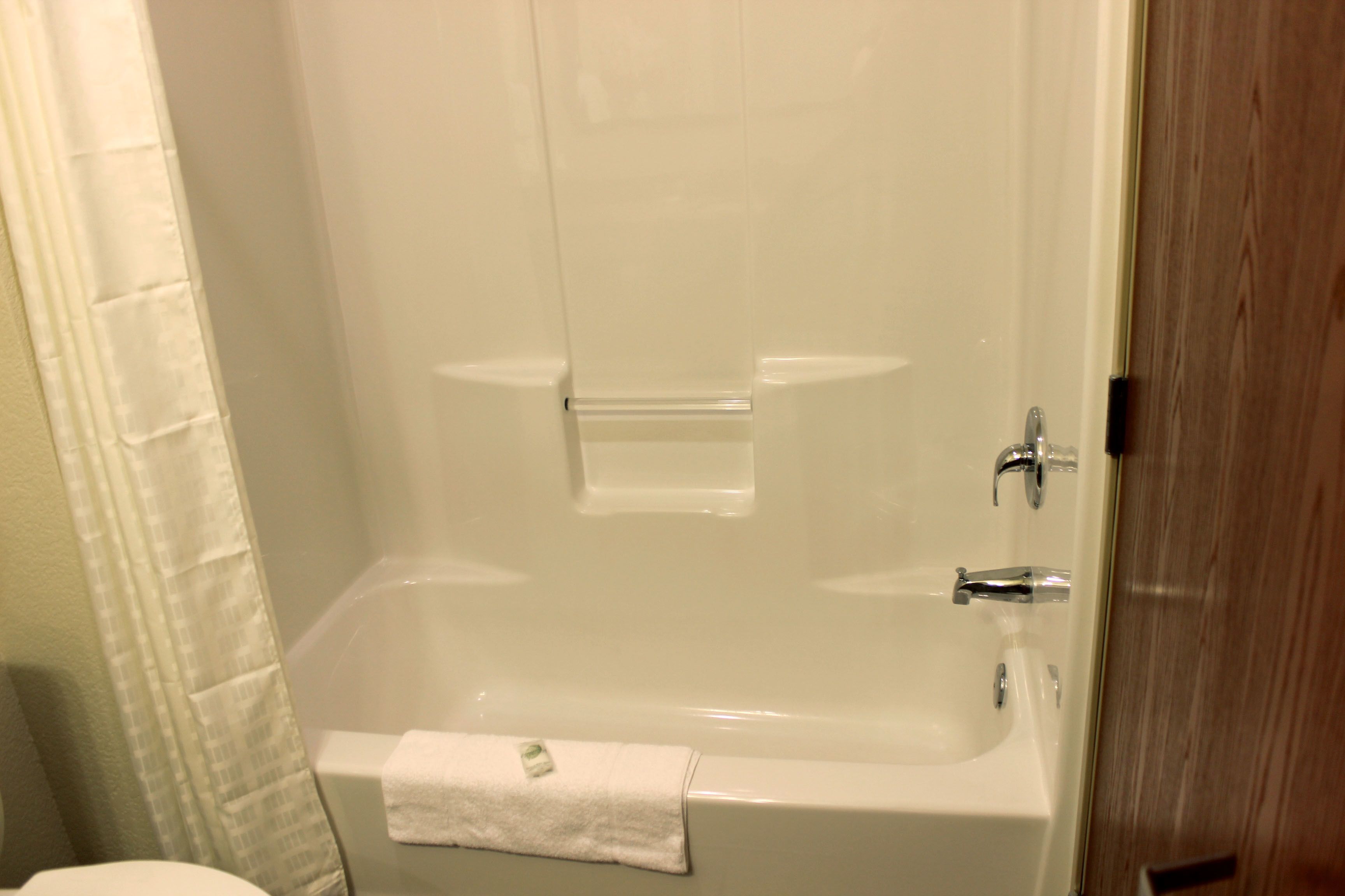 room, 2 queen beds, non smoking | bathroom | hair dryer, towels