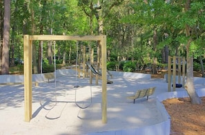 Área de juegos infantiles al aire libre