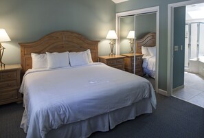Iron/ironing board, free WiFi, bed sheets - Carolina Club by Spinnaker Resorts (Hilton Head Island)