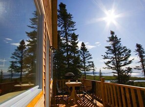 Standard Chalet, 2 Bedrooms, Bay View (L'Églantier) | Balcony