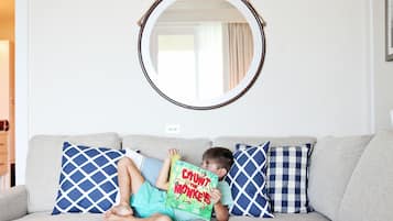 En 50-tommers Flatskjerm-TV med kabel-kanaler samt TV