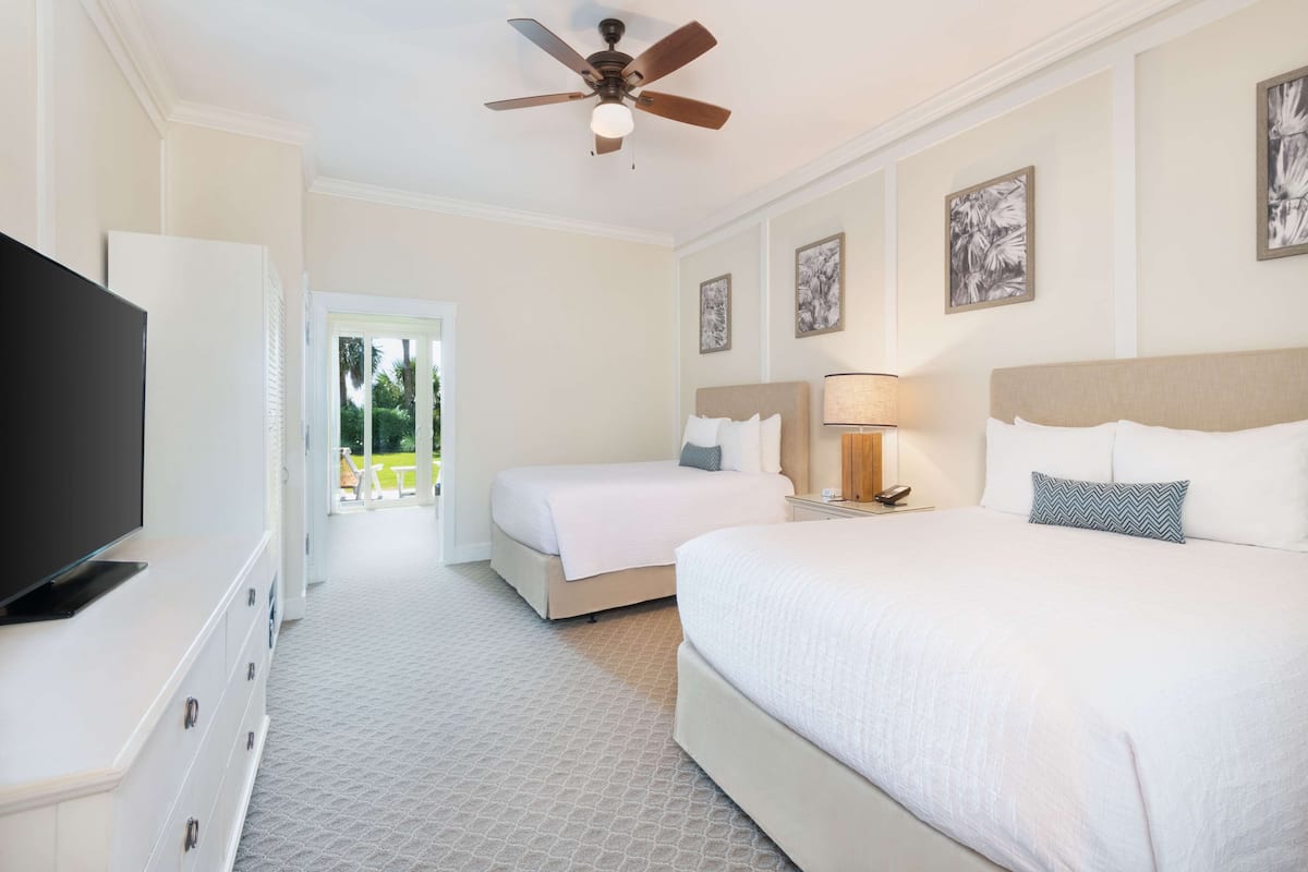 1 bedroom, premium bedding, pillowtop beds, in-room safe