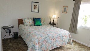 行動屋, 2 間臥室 | 高級寢具、舒適加層、書桌、筆電工作空間