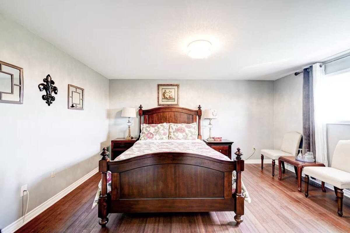 Family Suite, 2 Katil Ratu (Queen) | Meja, ruang kerja komputer riba, Wi-fi percuma 