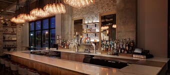 와트 호텔 라웨이, 태피스트리 컬렉션 바이 힐튼