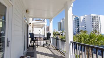 Premium House, 3 Bedrooms, Ocean View | Terrace/patio