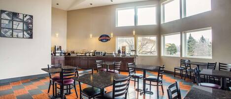 Free daily continental breakfast