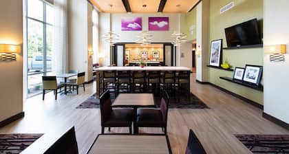 Hampton Inn & Suites Walterboro