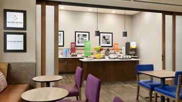 Desayuno buffet incluido todos los días