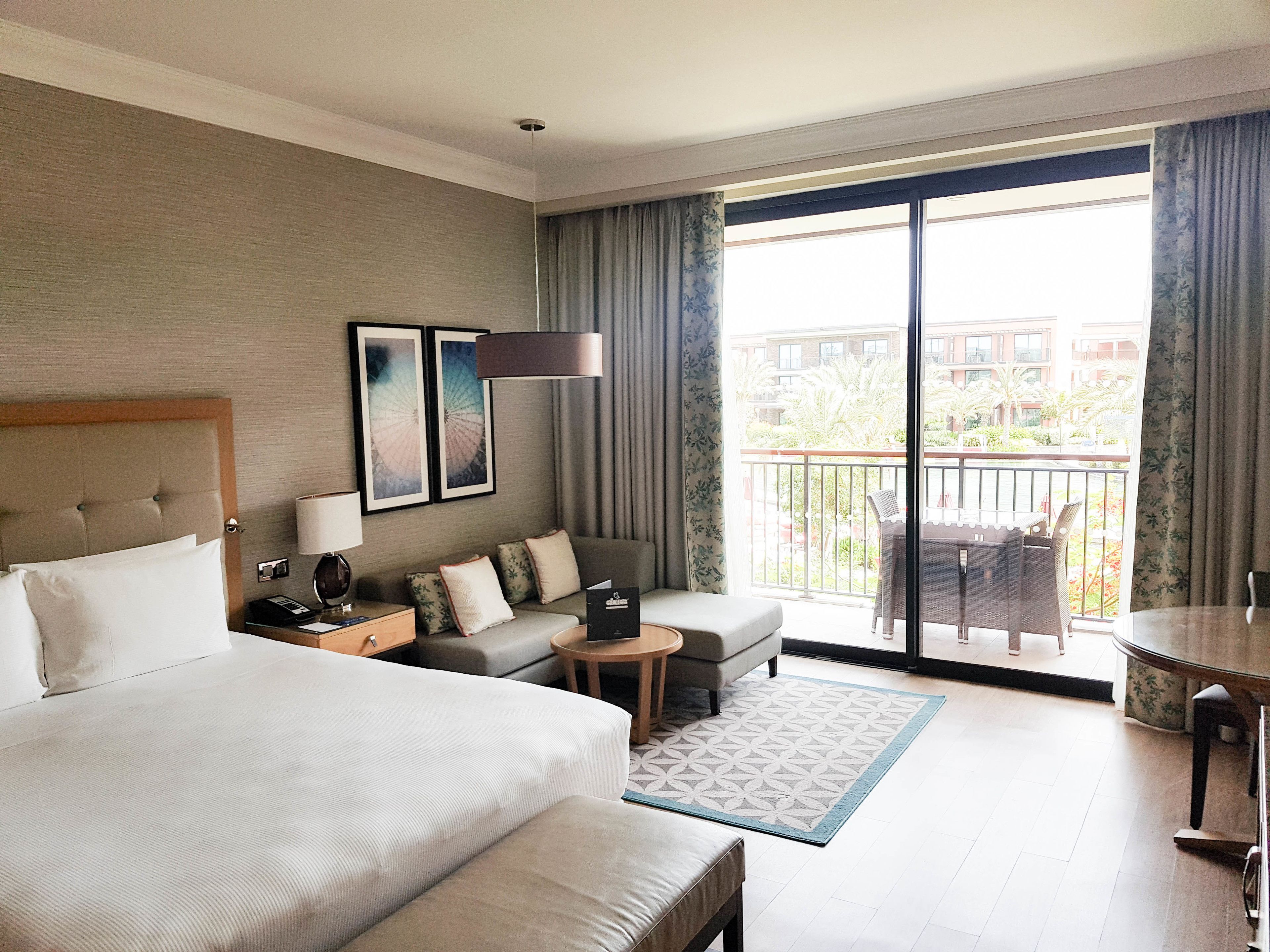superior room, 1 king bed, pool view | 1 bedroom, premium bedding, pillow-top beds, minibar