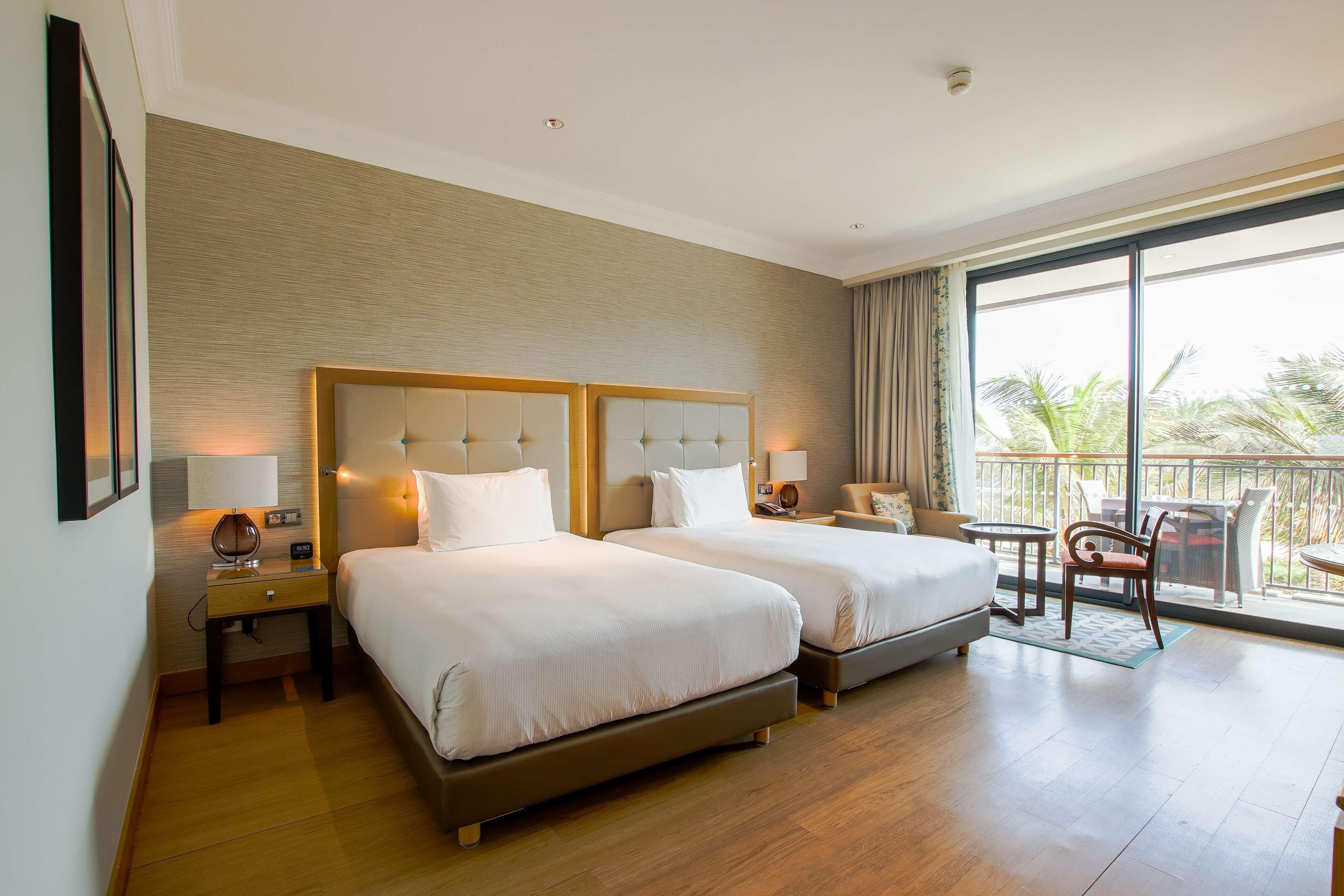 Literie de qualité supérieure, surmatelas, minibar