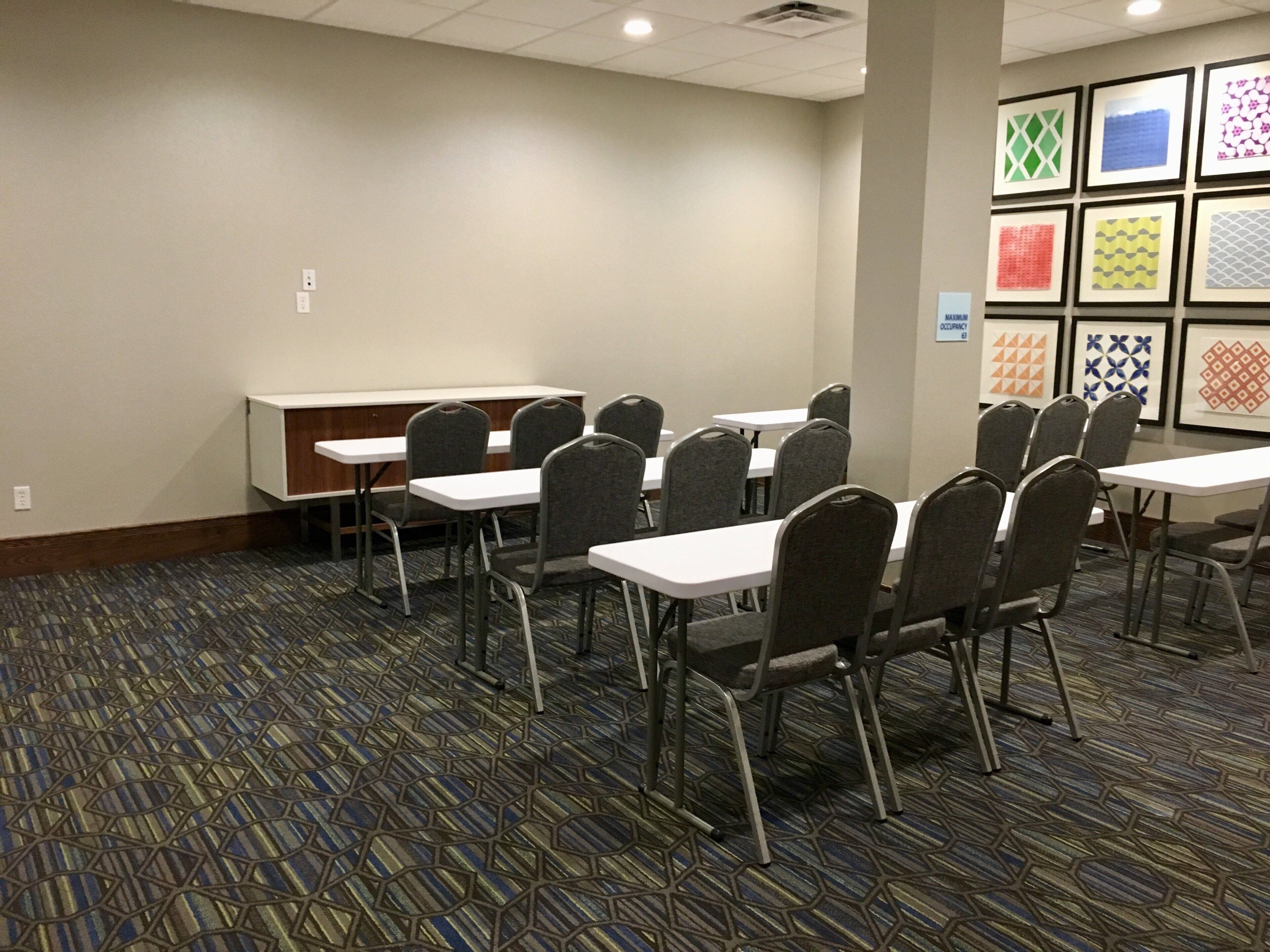 Photo - Holiday Inn Express Grand Island - Niagara Falls by IHG