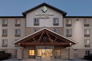 Exterior - WoodSpring Suites South Plainfield (South Plainfield)
