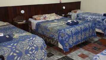 Comfort Apartment | Desk, iron/ironing board, free WiFi, bed sheets