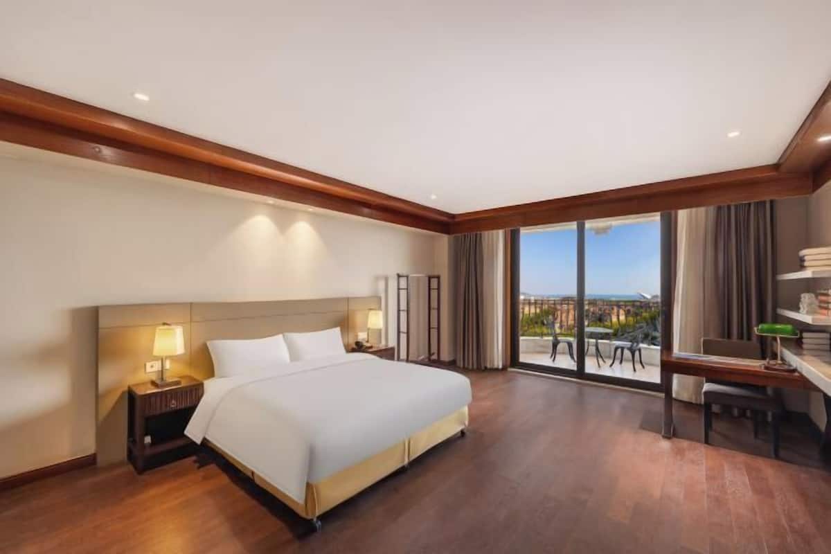 In-room safe, desk, blackout drapes, iron/ironing board (on request)