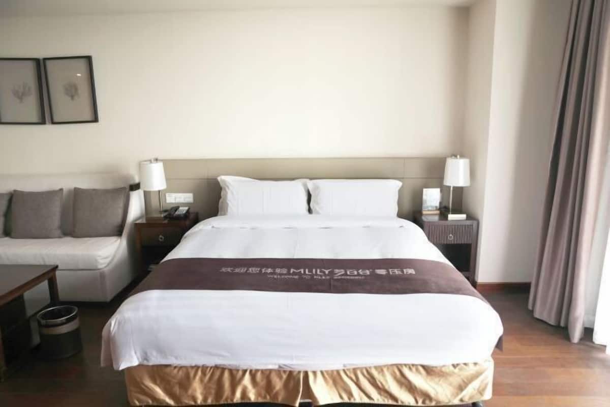 In-room safe, desk, blackout drapes, iron/ironing board