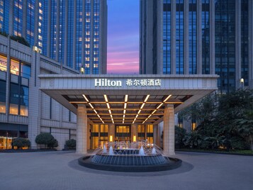 Mặt tiền nơi lưu trú