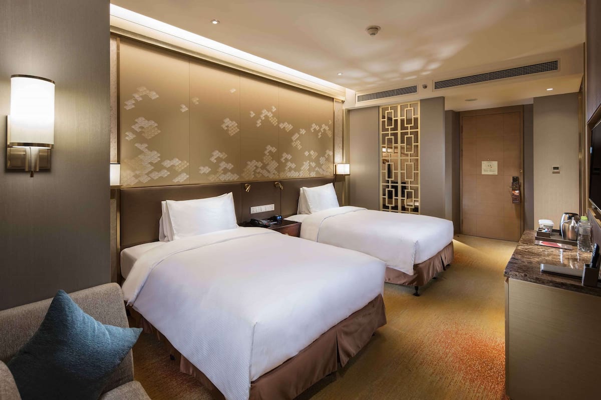 1 bedroom, minibar, in-room safe, desk