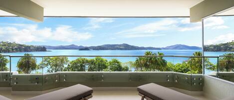 2 Bedroom Apartment Lagoon 204
