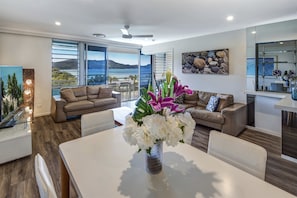 Iron/ironing board, free WiFi, bed sheets - Beach Lodges (Whitsundays)