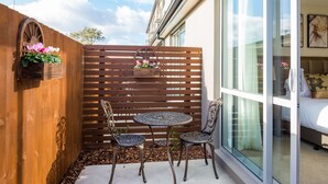Studio – deluxe, tilgjengelighetstilpasset | Terrasse/patio