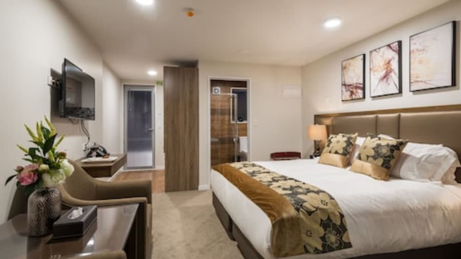 Golden Star Motel