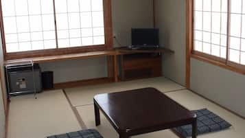 Japanese Traditional Room, Shared Bathroom | Free WiFi