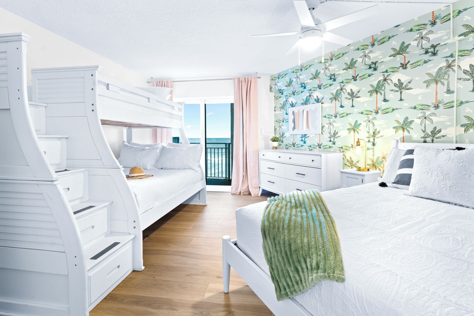Premium Two-Bedroom Apartment - Oceanfront - Unit 337