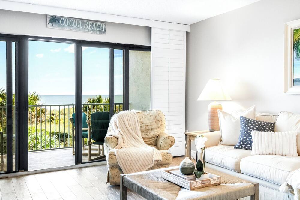Sandcastles - Cocoa Beach Oceanfront Condos with Heated Pool Tennis Pet-Friendly - Hilton Cocoa Beach Oceanfront, FL