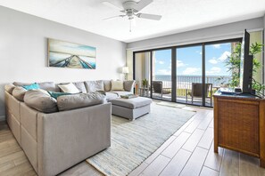 Apartamento (2 Bedrooms) | Parte interna