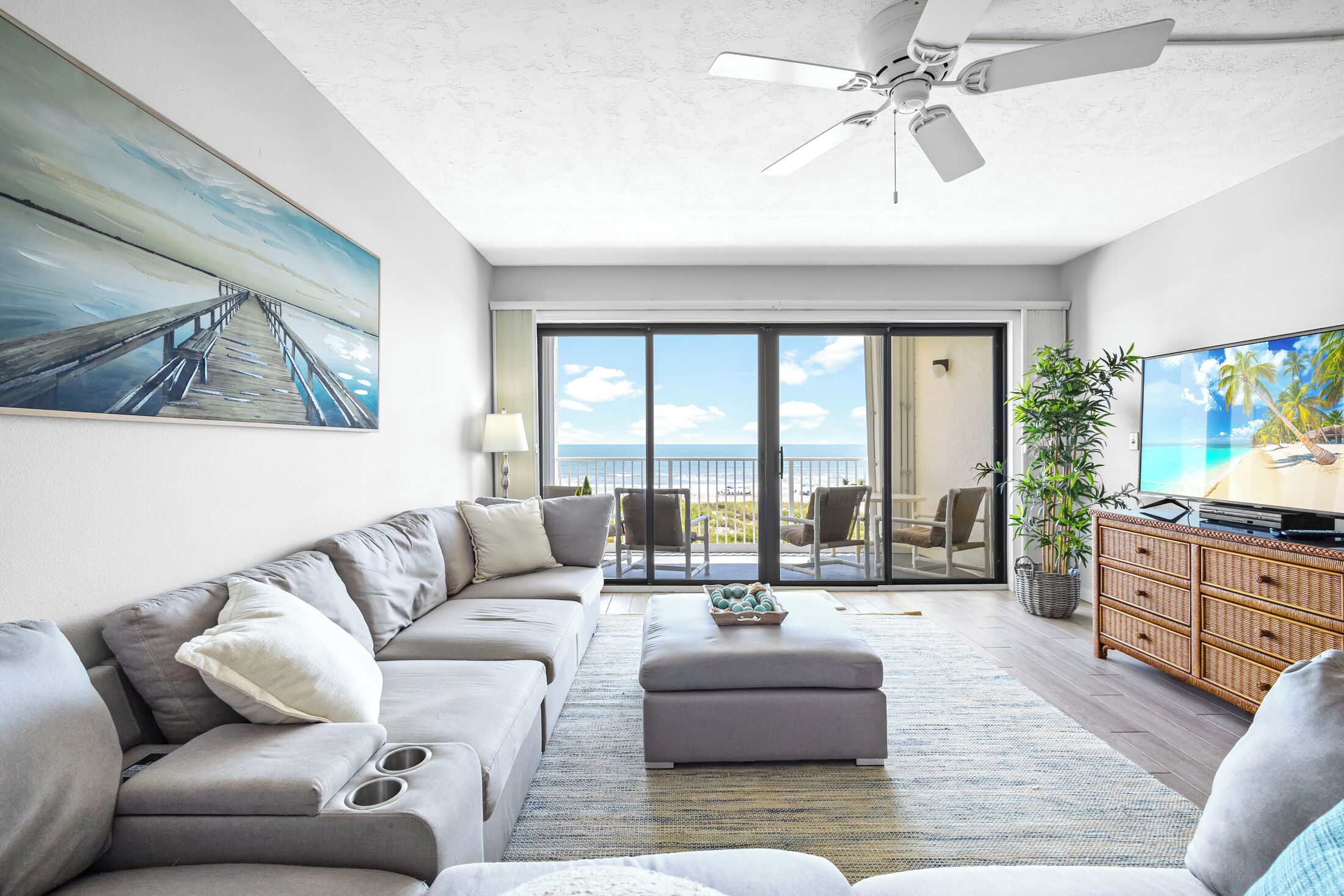 Apartment (2 Bedrooms) | Front of property