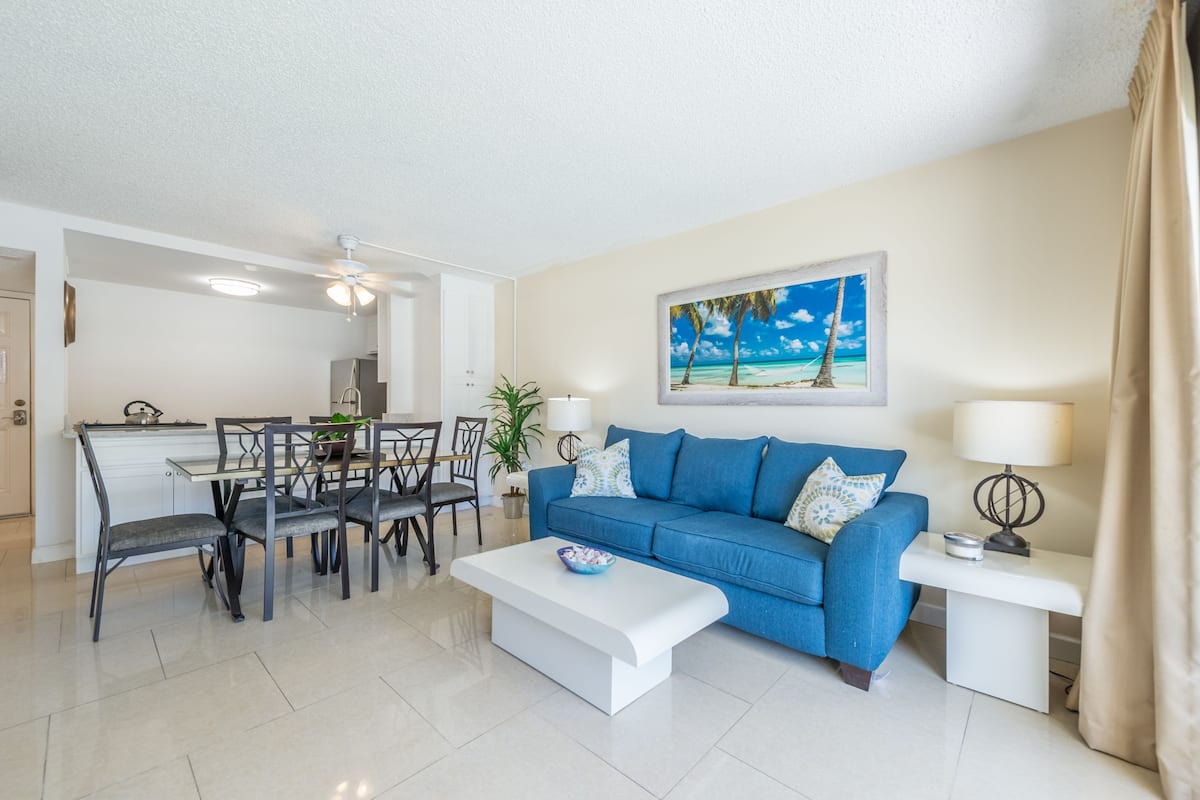 Standard Condo, 2 Bedrooms, Ground Floor | Living room | Flat-screen TV