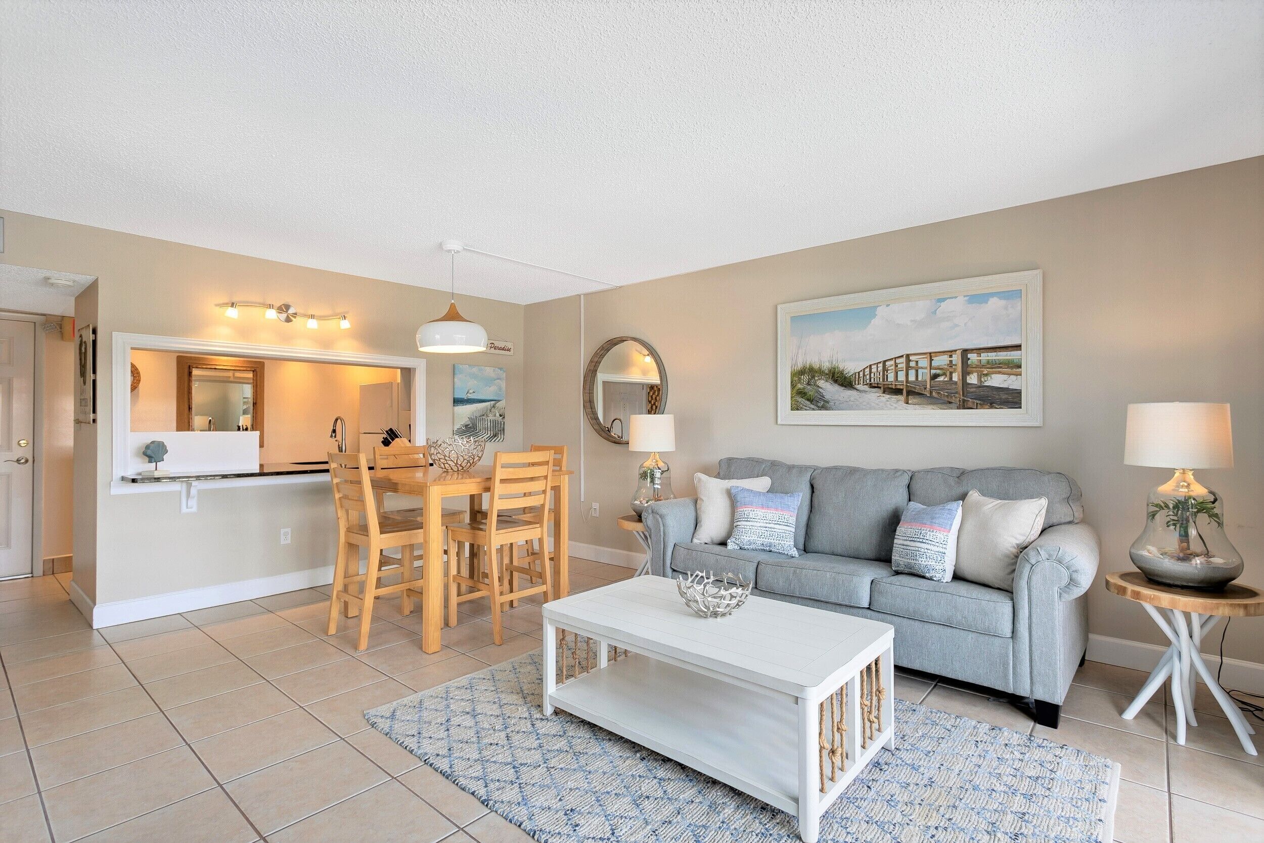 Apartment (2 Bedrooms) | Front of property