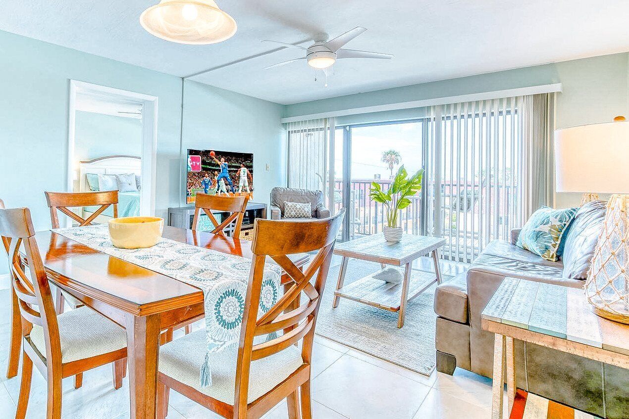 Apartment (2 Bedrooms) | Living area | Flat-screen TV