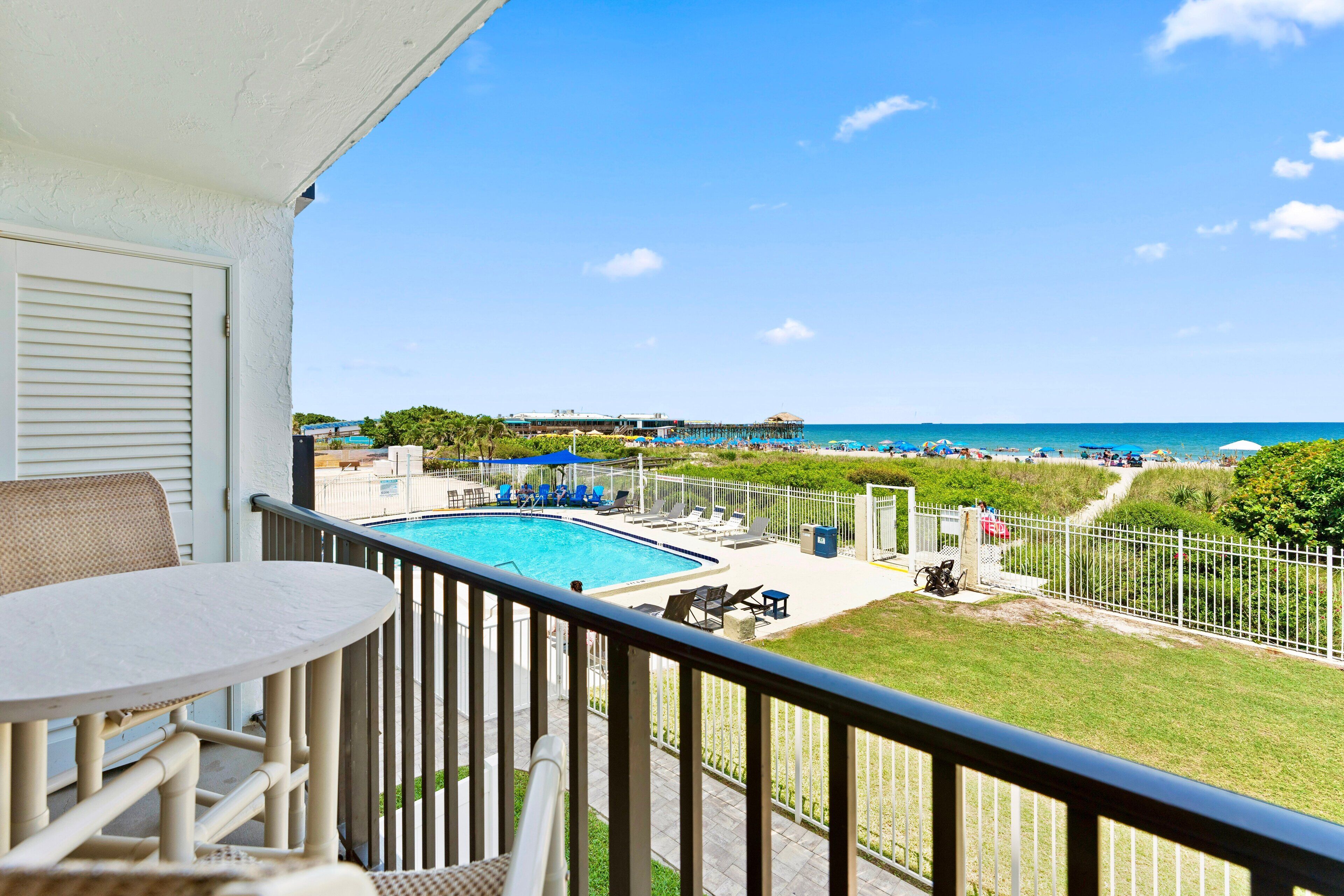 Apartment (2 Bedrooms) | Beach/ocean view