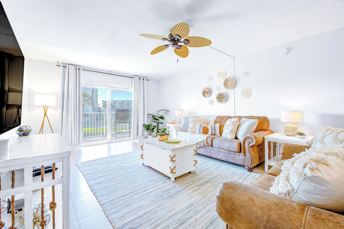 Apartment (2 Bedrooms) | Front of property