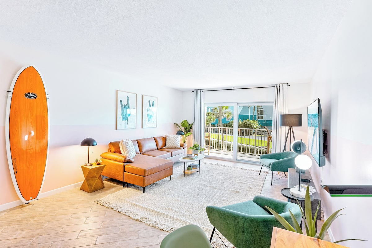 Apartment (3 Bedrooms) | Front of property