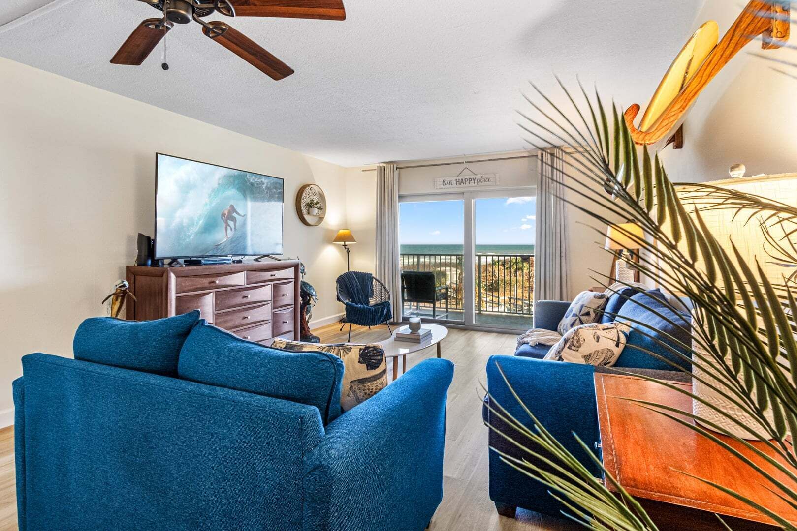 Apartment (3 Bedrooms) | Front of property