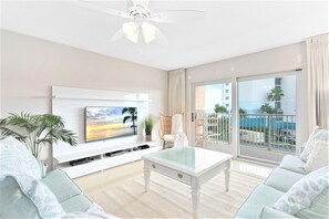 Apartment (3 Bedrooms) | Front of property