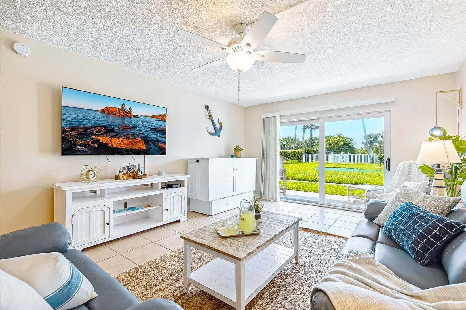 Apartment (2 Bedrooms) | Front of property
