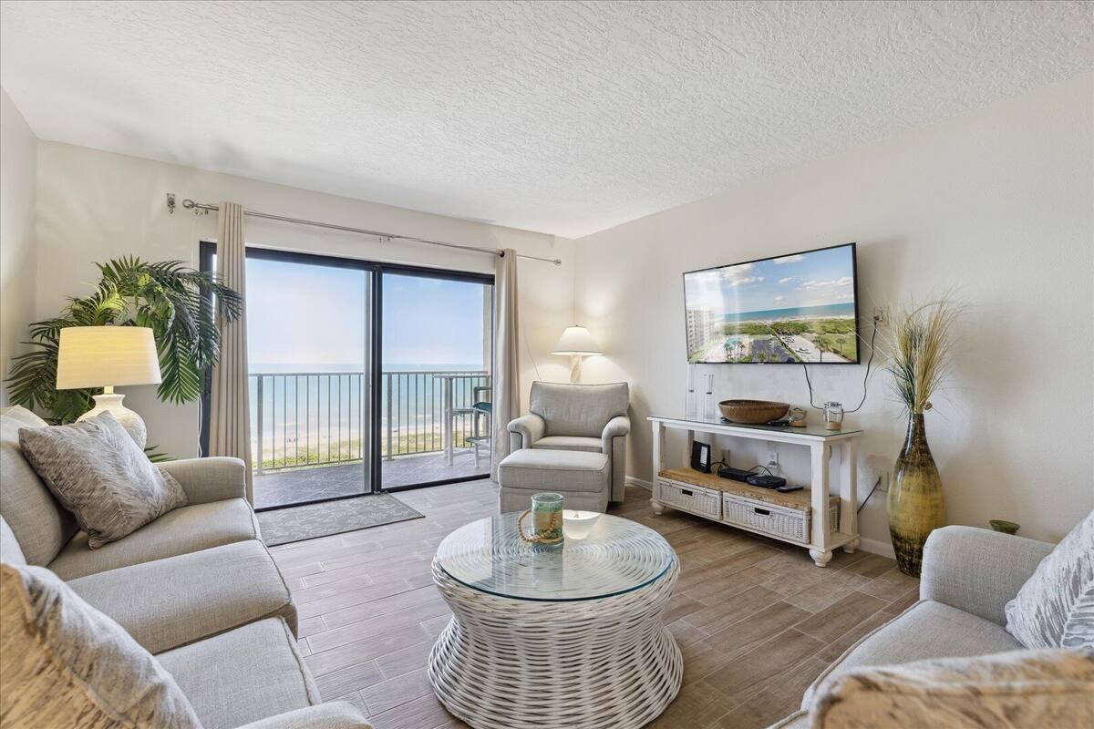 Apartment (3 Bedrooms) | Front of property