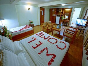 ห้องแฟมิลี่ | โต๊ะทำงาน, ผ้าม่านกันแสง, เตียงเสริม/เปล, Wi-Fi ฟรี