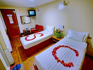 Chambre Standard Double ou avec lits jumeaux