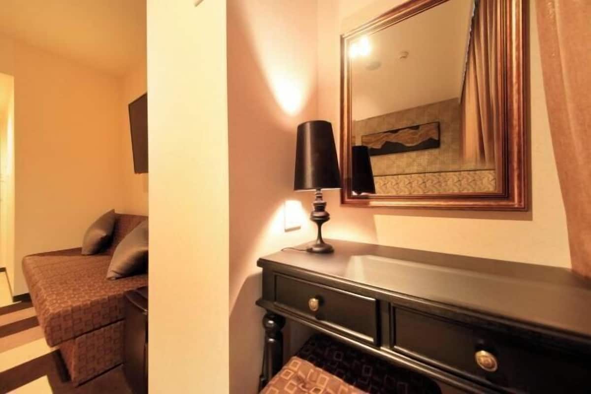 1 slaapkamer, een bureau, een strijkplank/strijkijzer, gratis wifi