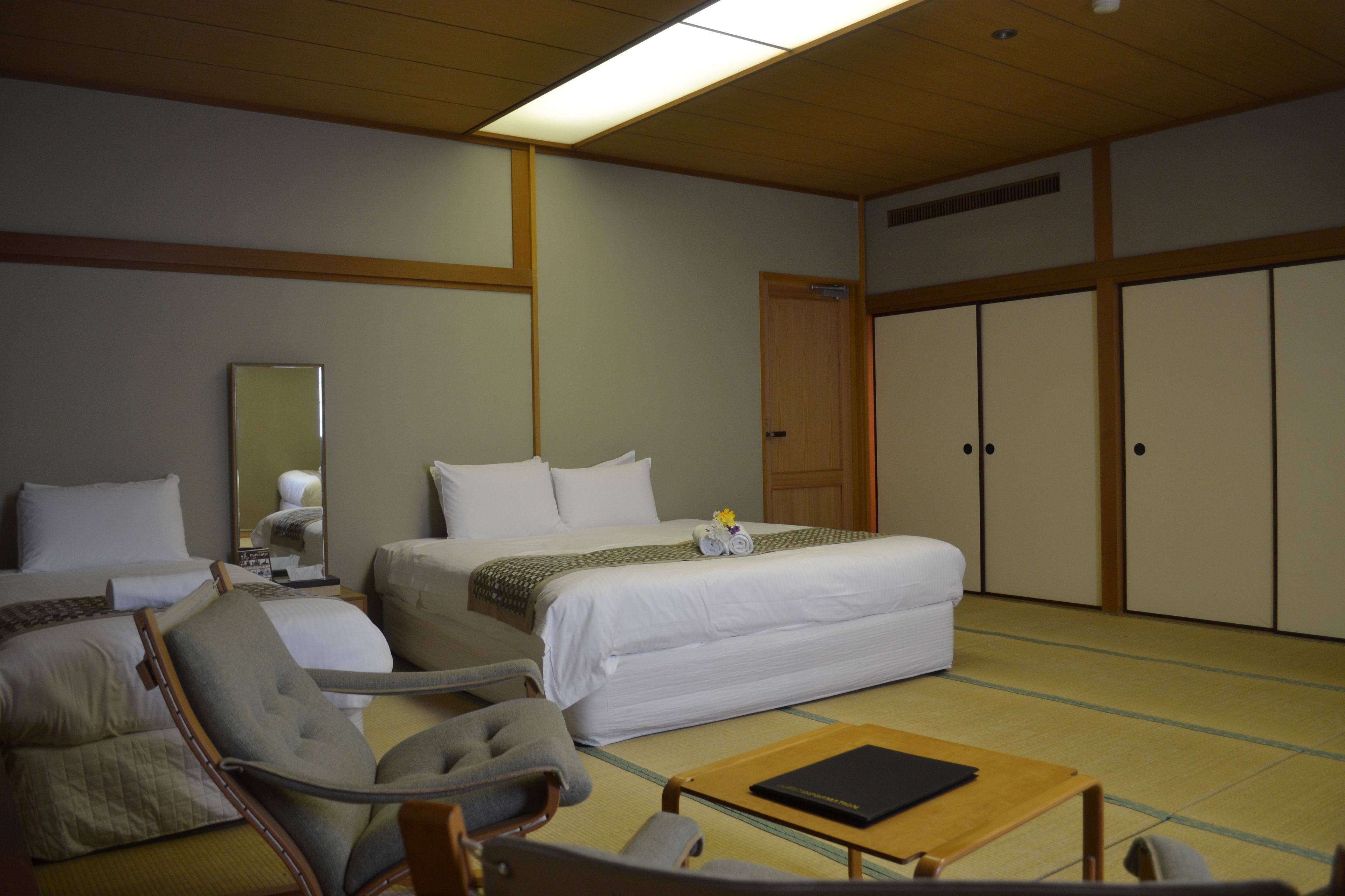 Garden Suites | In-room safe, soundproofing, free WiFi, bed sheets