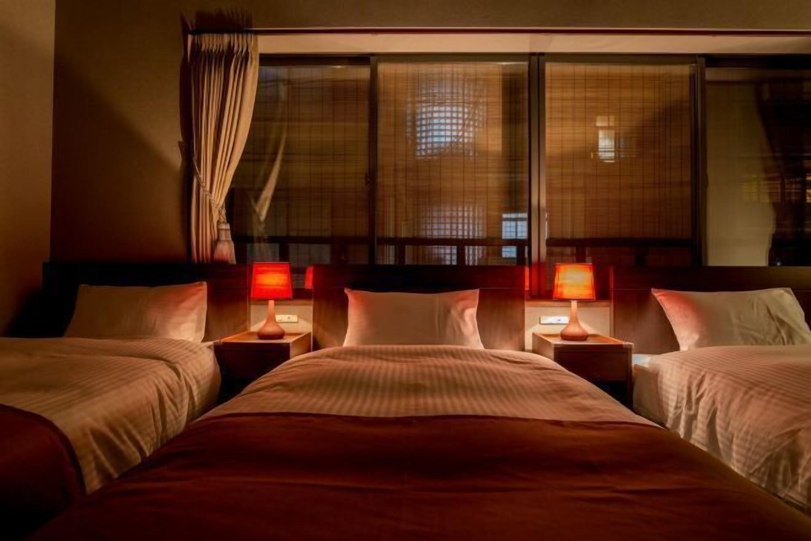 1 bedroom, premium bedding, down duvets, in-room safe