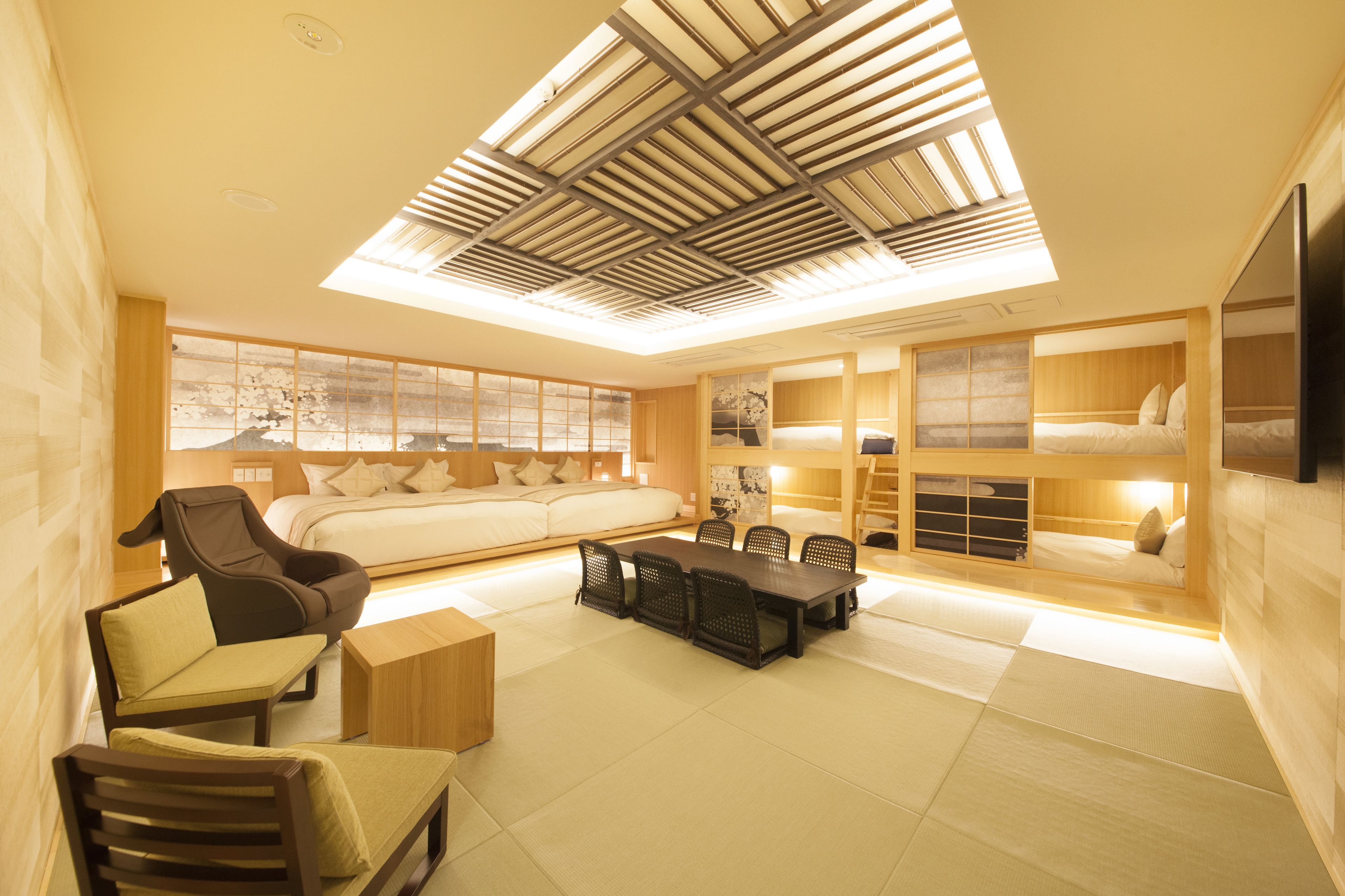 premium bedding, in-room safe, individually decorated