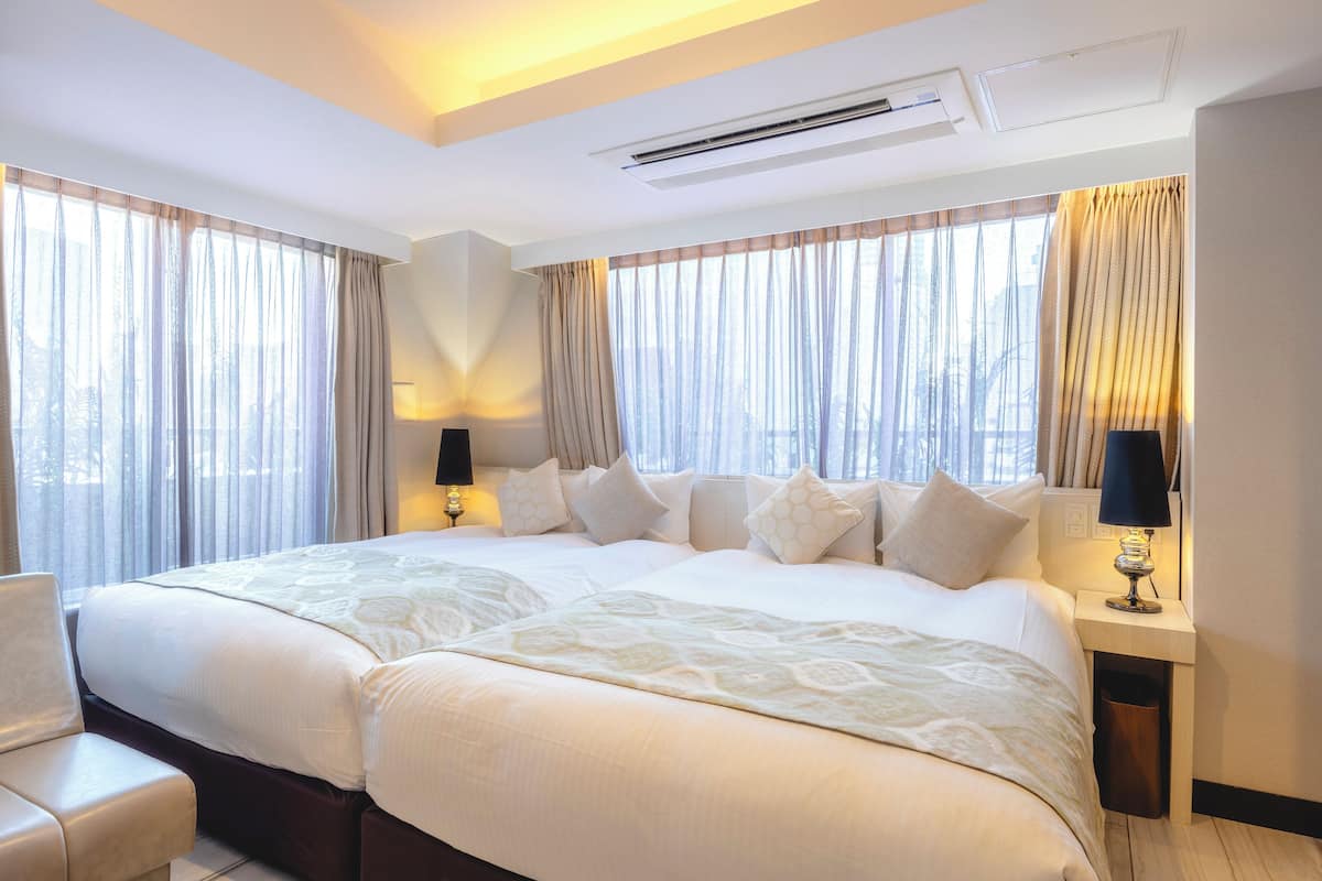 1 bedroom, premium bedding, in-room safe, individually decorated