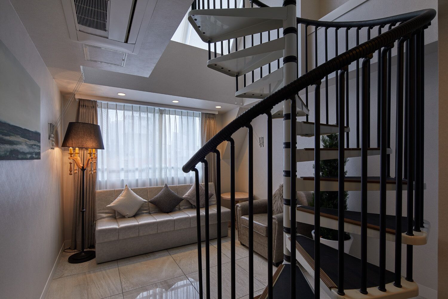 penthouse maisonette  non smoking-no daily cleaning (2 semi-double) ex bed for 3rd adults and more | room amenity