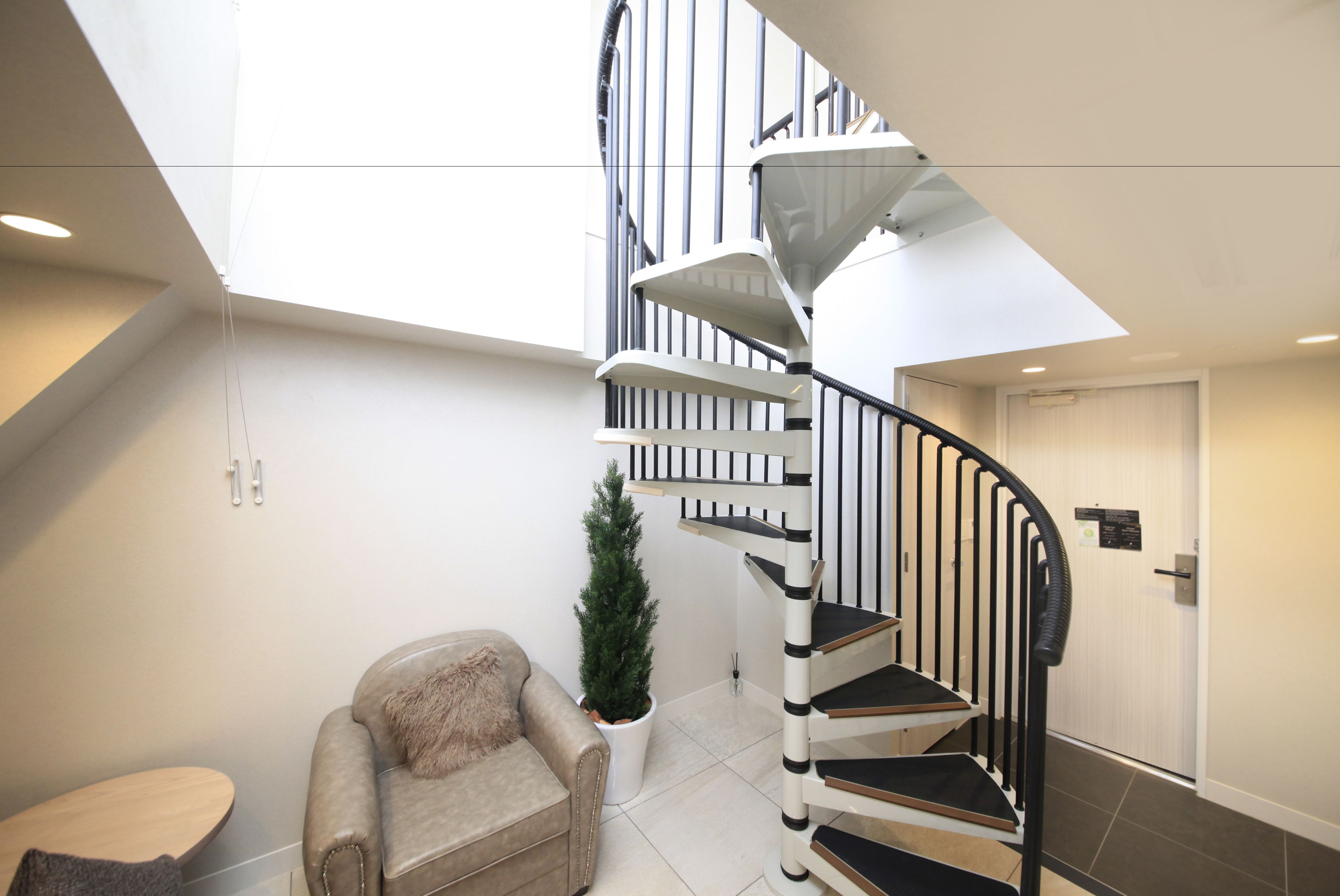 penthouse maisonette family suite - non smoking (2 semi-double) extra bed for 3rd adults and more | staircase